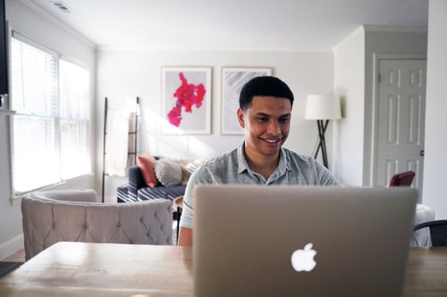 laptop-findmycrm